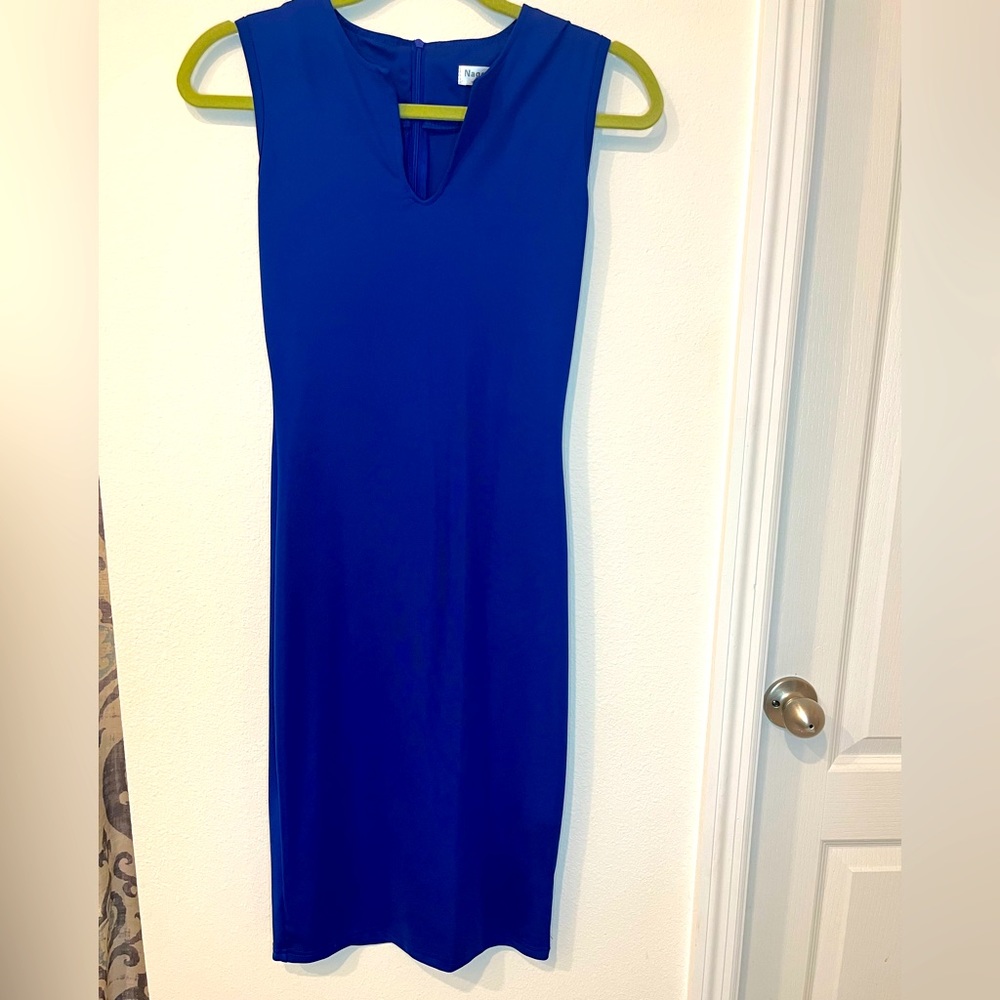 Fitted blue dress